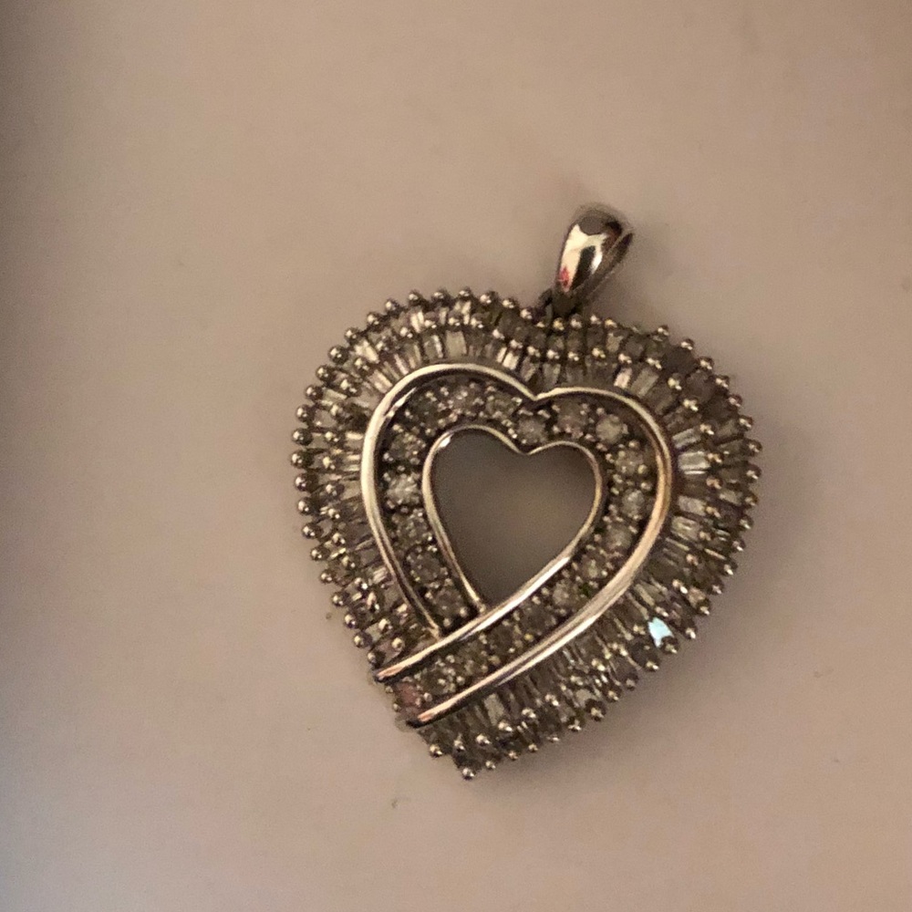 Zales Diamond Heart Necklace without chain